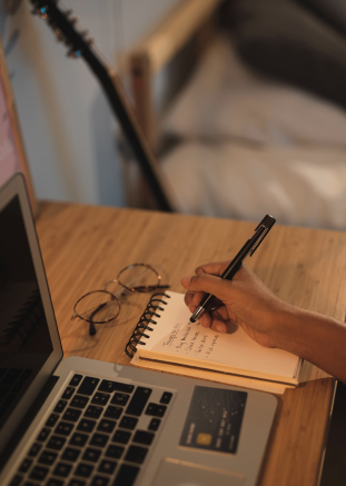 Escritor / redactor creativo